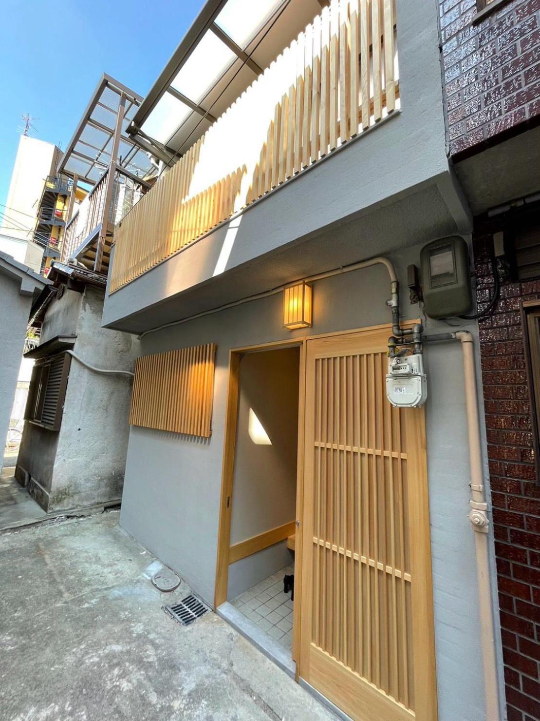 Tamatsukan 玉津館, Kansai Airport 關西空港 57 Mins, Namba 6 Mins, Nihonbashi 4 Mins, Universal Studio 37 Mins, Nara 30 Mins, Walk Jr Tsuruhashi 7 Mins, Early Check In Osaka Exterior photo